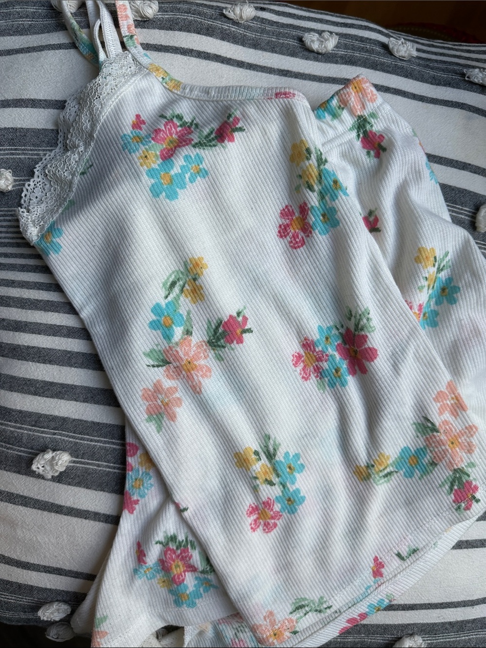 Colsie White Floral Lace-Trim Pajama Tank and Shorts Set